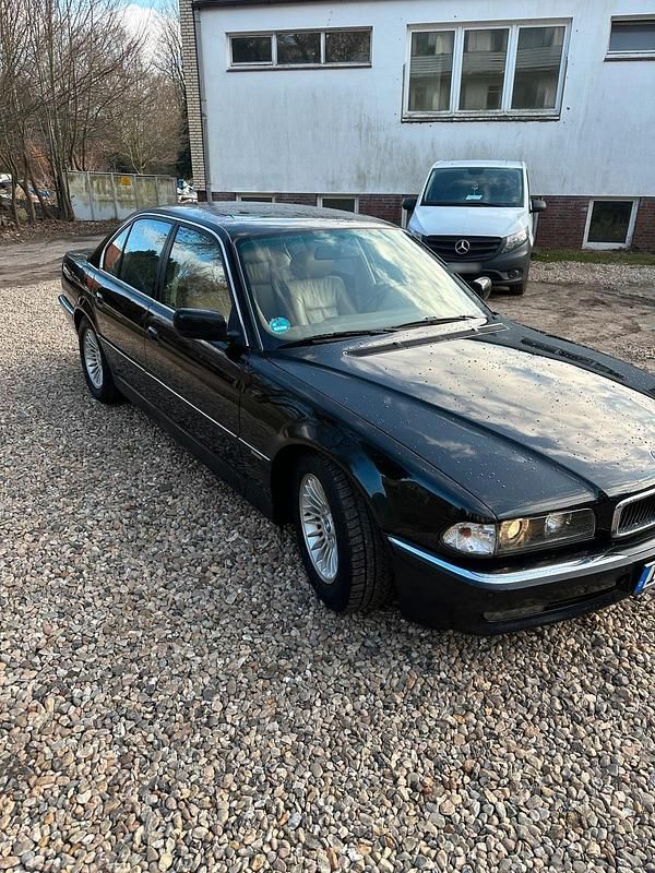 Second-hand BMW 728 193 CP (141 kW) 1996 Negru Berlinǎ