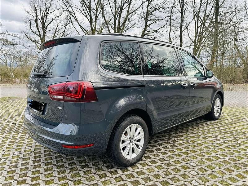 Gebraucht Seat Alhambra Style 184 PS (135 kW) 2016 Grau Van / Kleinbus