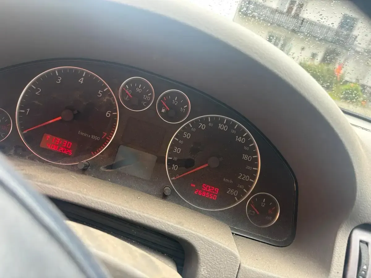 Gebraucht Audi A6 170 PS (125 kW) 2003 Blau Kombi