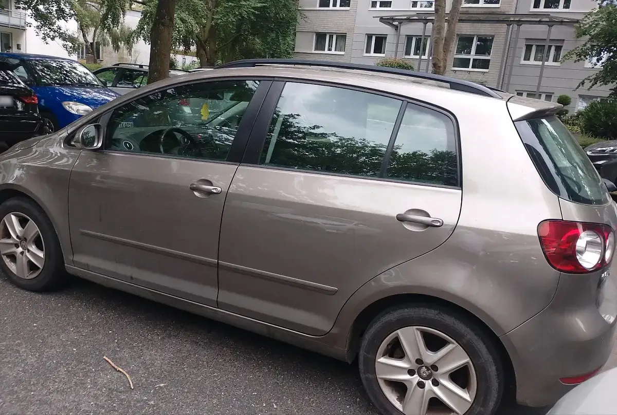 Gebraucht VW Golf VI 80 PS (58 kW) 2010 Kleinwagen