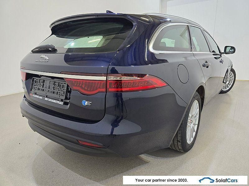 Gebraucht Jaguar XF 163 PS (119 kW) 2020 Blau Limousine