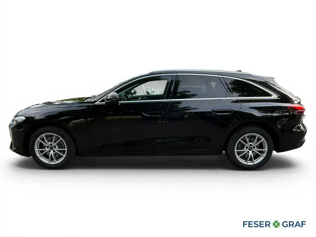 Gebraucht Audi A5 204 PS (150 kW) 2025 Mythosschwarz metallic Kombi