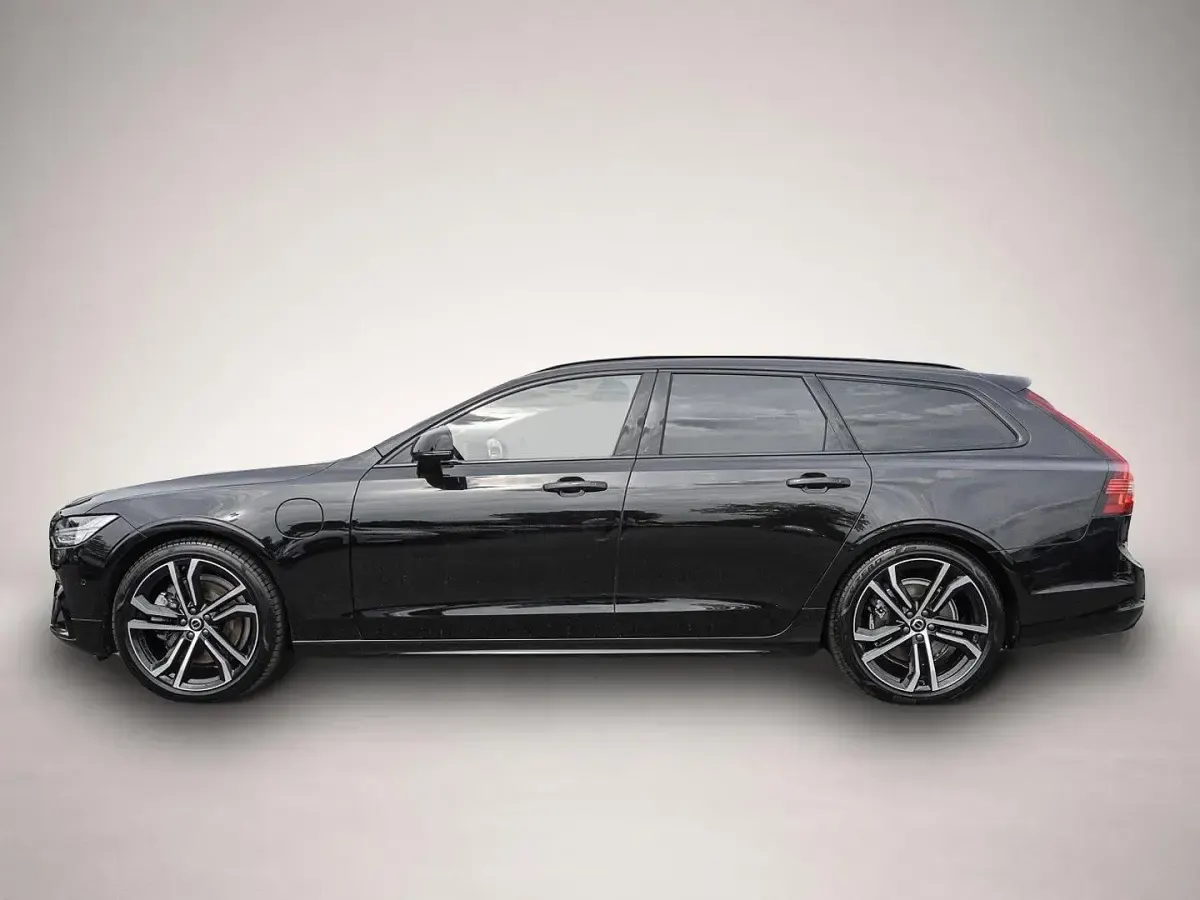 Gebraucht Volvo V90 Ultimate 310 PS (228 kW) 2023 Manufacturer Kombi