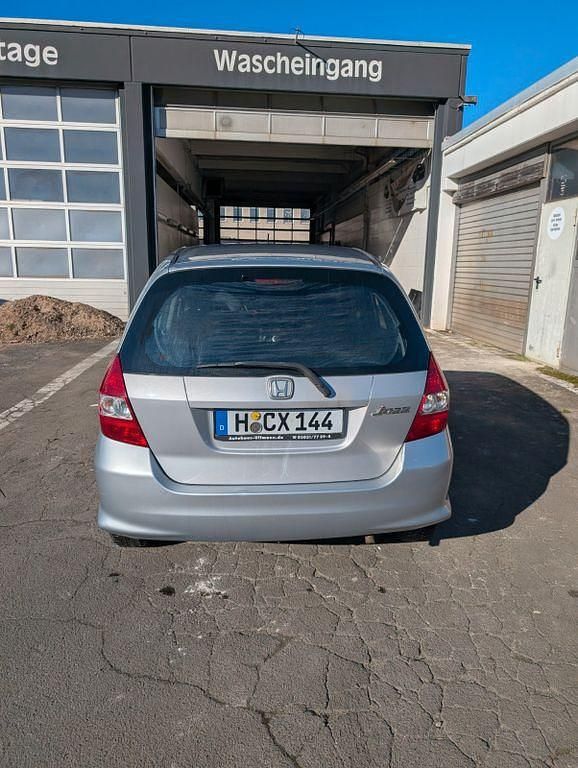 Gebraucht Honda Jazz Cool 77 PS (56 kW) 2007 Silber Kleinwagen