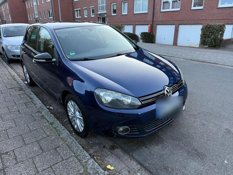 Gebraucht VW Golf VI 102 PS (75 kW) 2008 Blau Kleinwagen