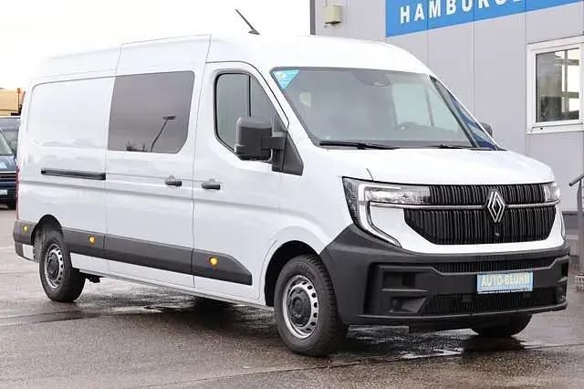 Second-hand Renault Master 131 CP (96 kW) 2025 Alb Van