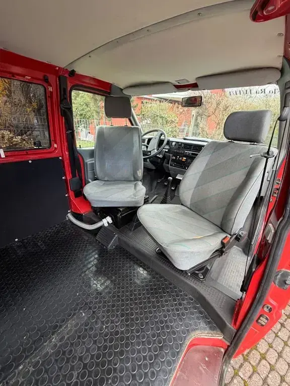 Gebraucht VW T4 110 PS (80 kW) 1994 Rot Van