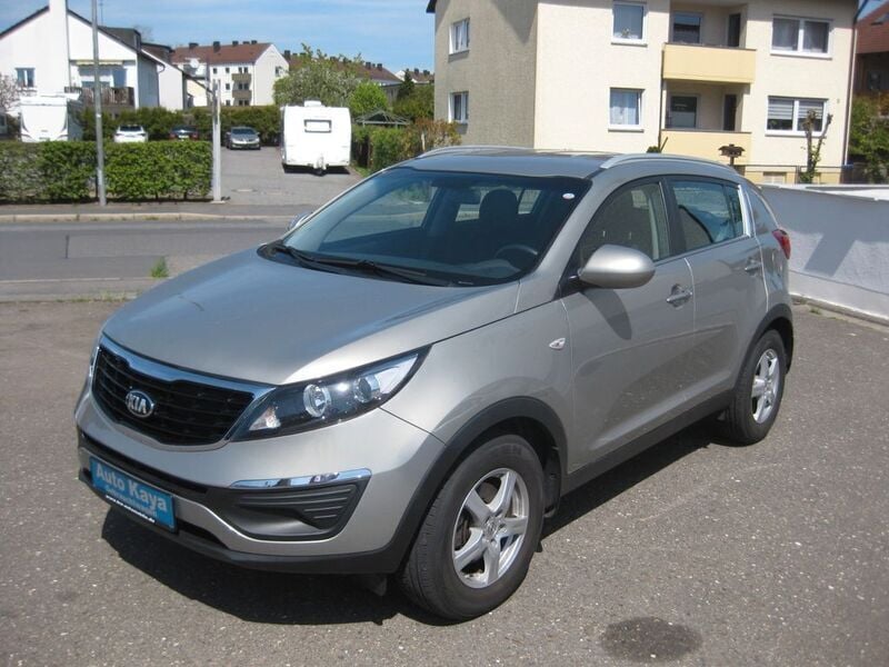 Silber Gebraucht 2015 Kia Sportage Attract SUV | 10.290 € (Superpreis) - Bild 1/4