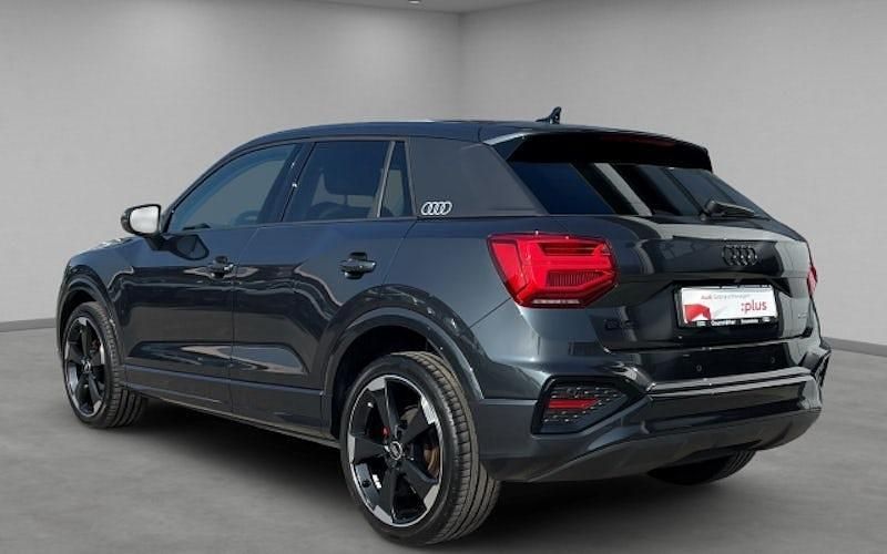 Gebraucht Audi Q2 Advanced Plus 190 PS (139 kW) 2022 Grau SUV