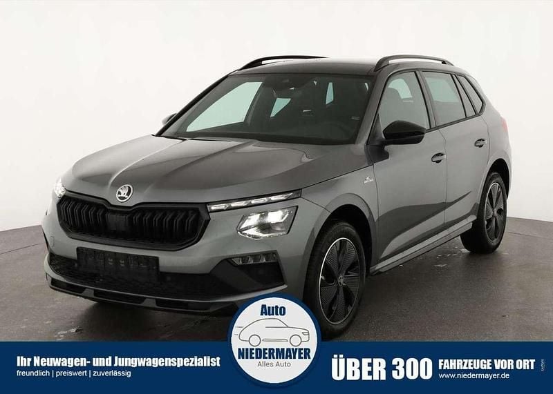 Graphite grau metallic Neu 2025 Skoda Kamiq Monte Carlo SUV | 30.995 € (Fairer Preis) - Bild 1/4