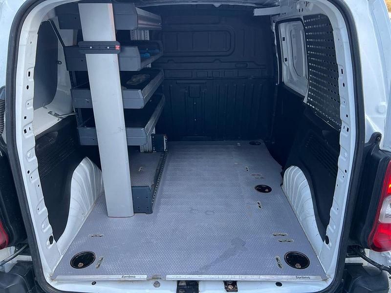 Gebraucht Opel Combo Edition 76 PS (55 kW) 2019 Weiß Van / Kleinbus