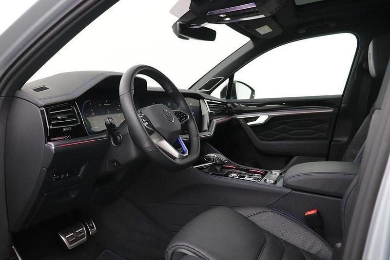 Gebraucht VW Touareg Edition 340 PS (250 kW) 2025 Silber SUV