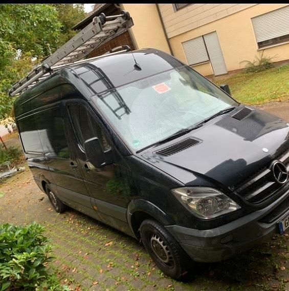 Schwarz Gebraucht 2011 Mercedes Sprinter Van | 12.900 € - Bild 1/4