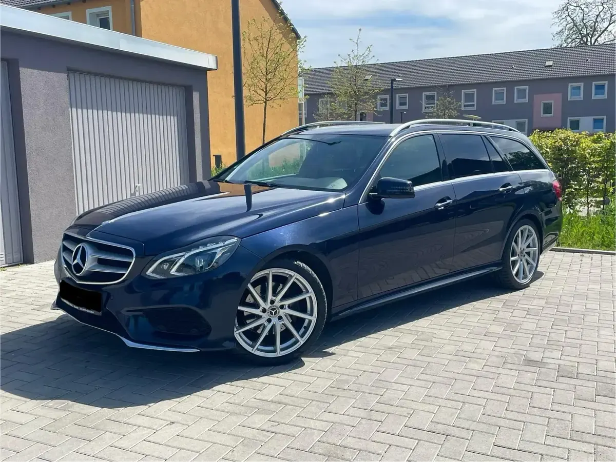 Second-hand Mercedes E250 204 CP (150 kW) 2013 Albastru Break