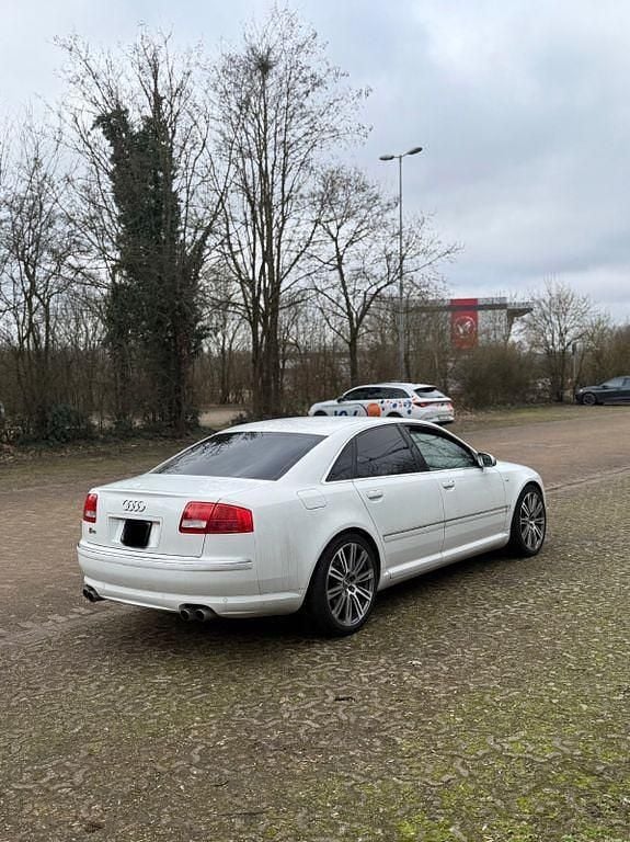 Gebraucht Audi S8 Ambiente 450 PS (330 kW) 2007 Weiß Limousine