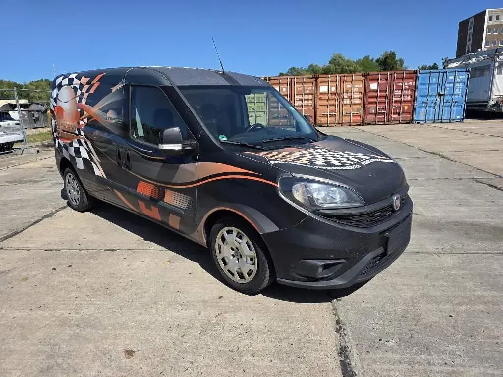 Gebraucht Fiat Doblò 120 PS (88 kW) 2019 Weiß Van / Kleinbus
