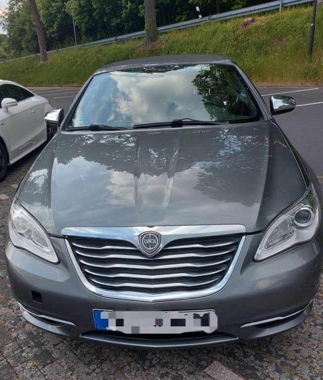 Grau Gebraucht 2013 Lancia Flavia Cabrio | 7.890 € - Bild 1/4
