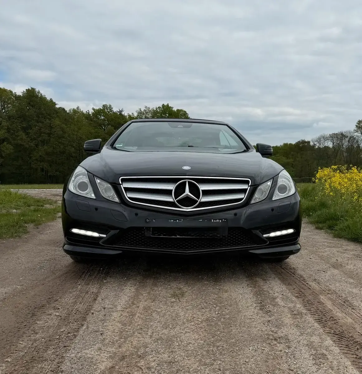Gebraucht Mercedes E350 AMG 265 PS (194 kW) 2012 Schwarz Cabrio