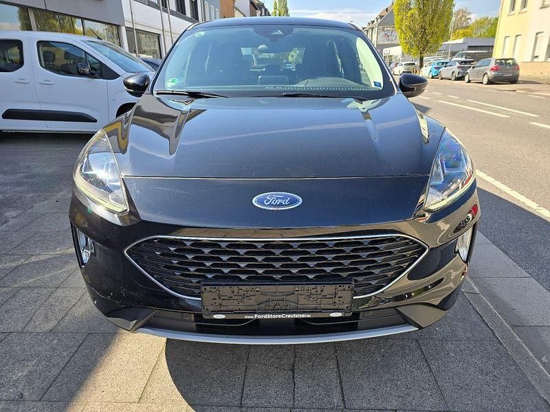 Gebraucht Ford Kuga 150 PS (110 kW) 2022 Schwarz SUV