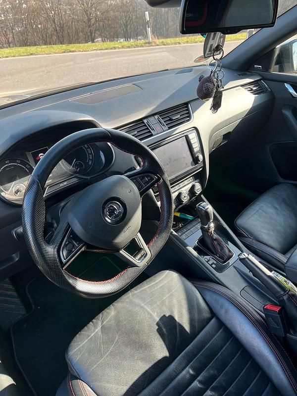 Gebraucht Skoda Octavia RS 230 PS (169 kW) 2017 Grau Kombi