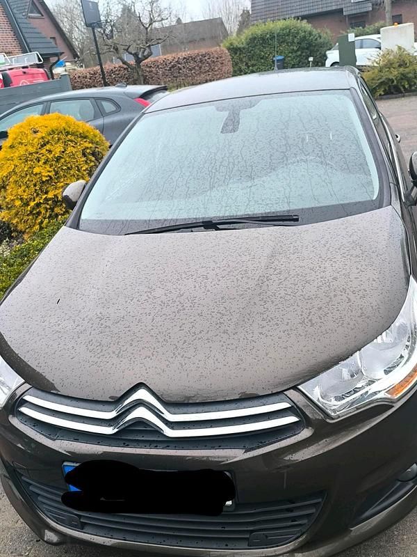 Gebraucht Citroën C4 120 PS (88 kW) 2011 Braun Limousine