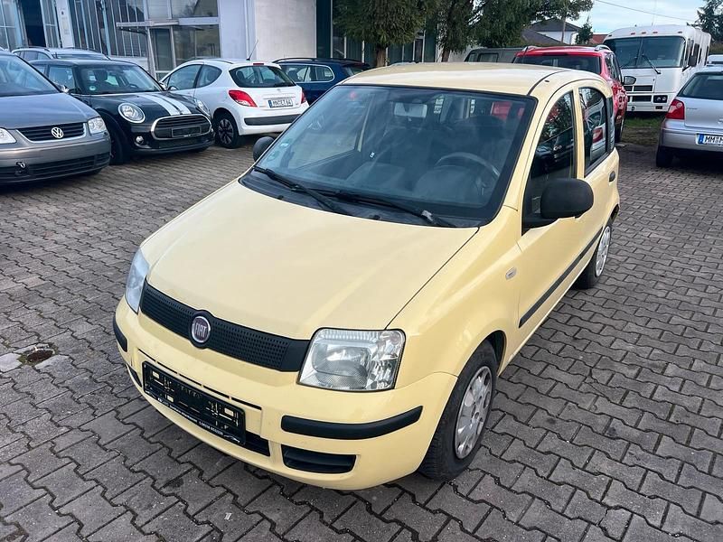Gelb Gebraucht 2012 Fiat Panda Kleinwagen | 2.490 € (Superpreis) - Bild 1/4