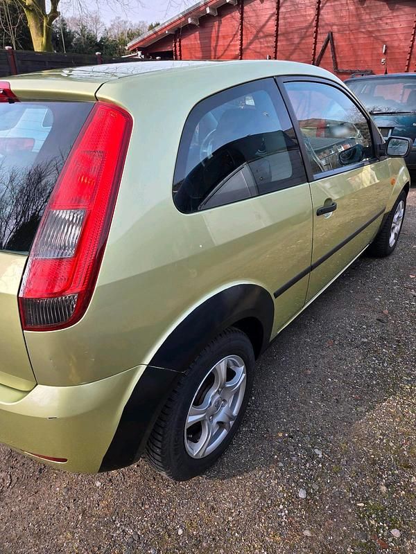 Gebraucht Ford Fiesta 60 PS (44 kW) 2005 Grün Kleinwagen