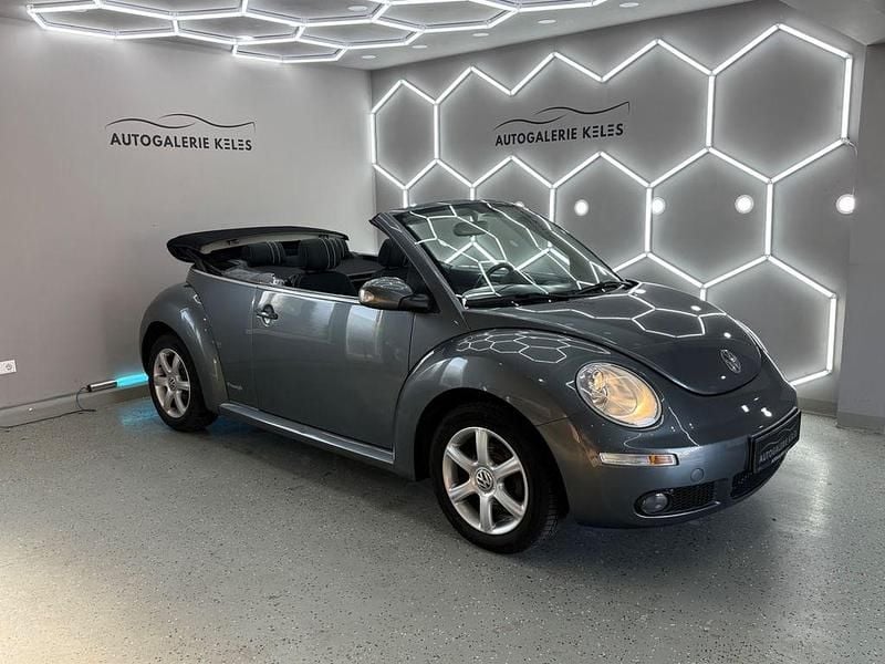 Gebraucht VW New Beetle Cabriolet 102 PS (75 kW) 2010 Grau Cabrio