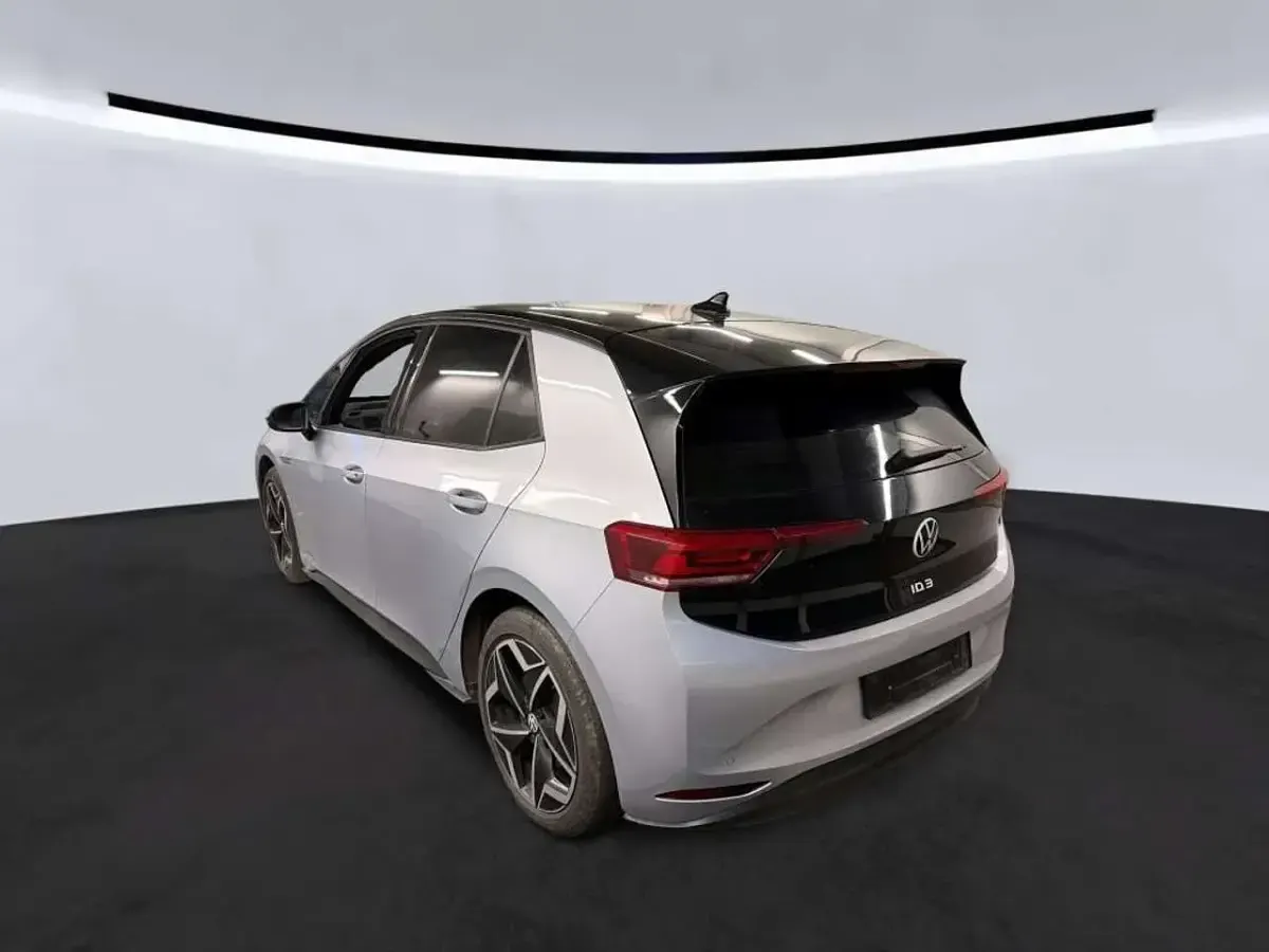 Gebraucht VW ID.3 Pro Performance 150 kW (204 PS) 2022 Scale silver metallic Kleinwagen