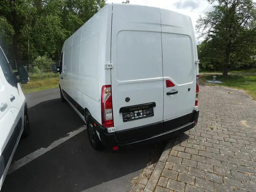 Gebraucht Renault Master 131 PS (96 kW) 2017 Weiß Van
