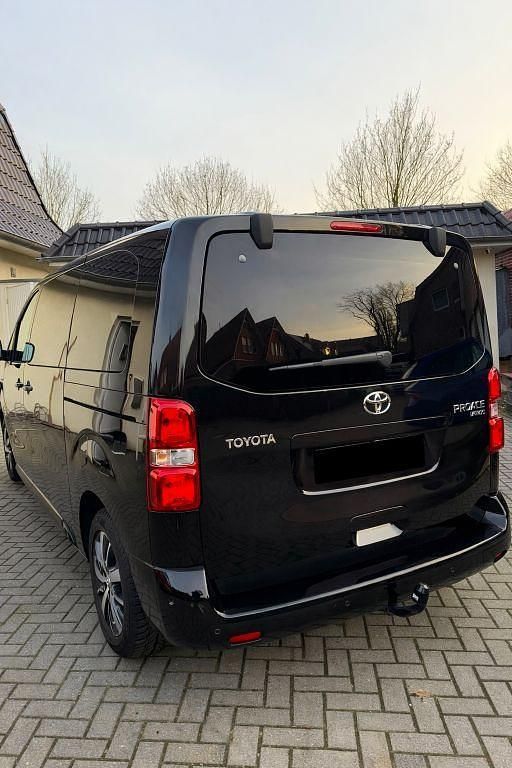Gebraucht Toyota Proace 177 PS (130 kW) 2020 Schwarz Van / Kleinbus