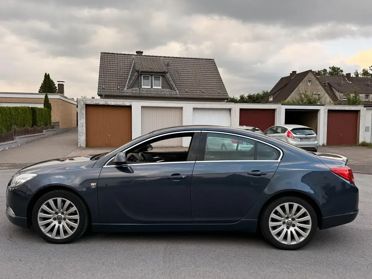 Gebraucht Opel Insignia OPC 260 PS (191 kW) 2011 Andere farben Limousine