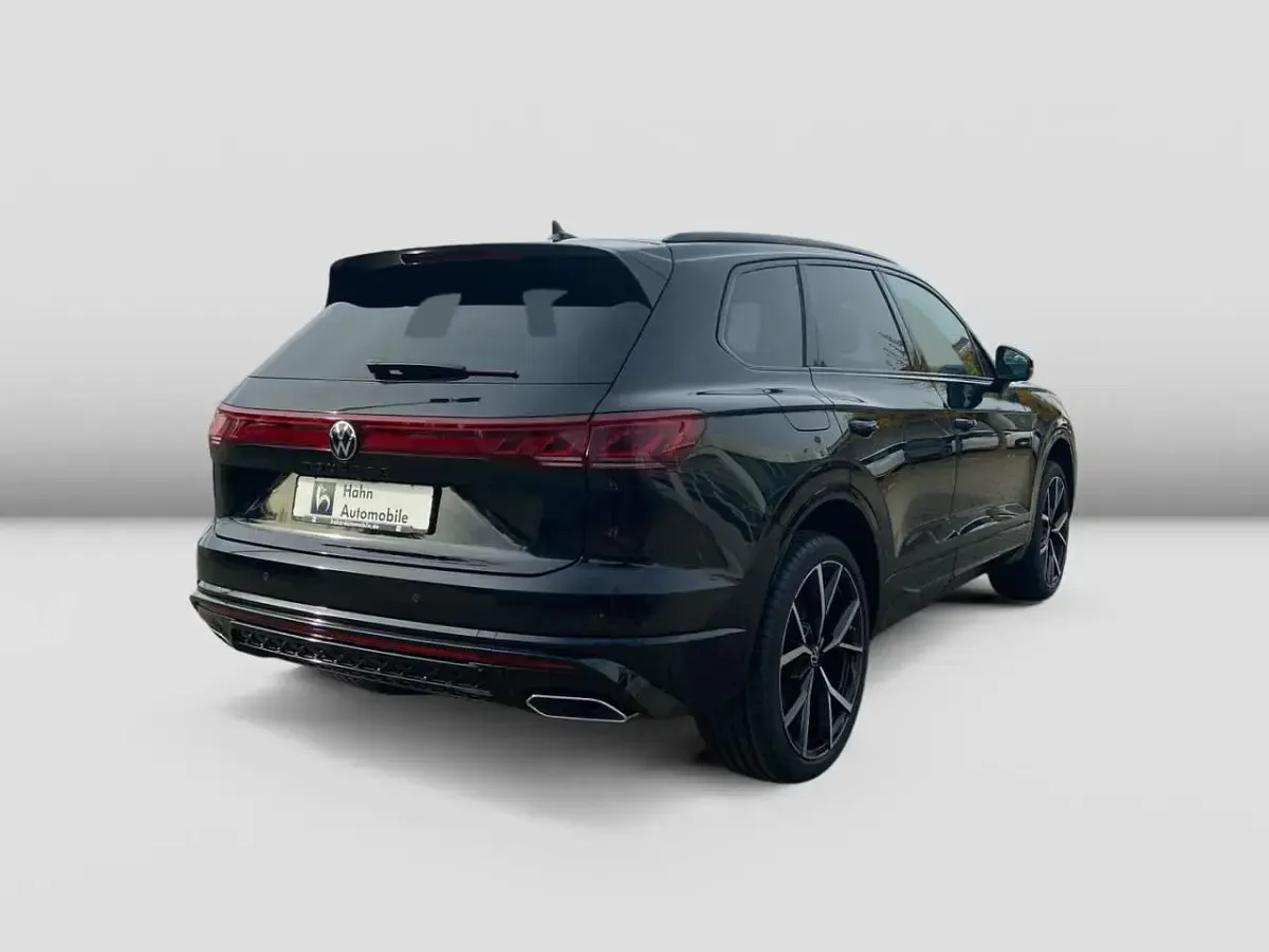 Gebraucht VW Touareg R-line 286 PS (210 kW) 2025 Schwarz SUV