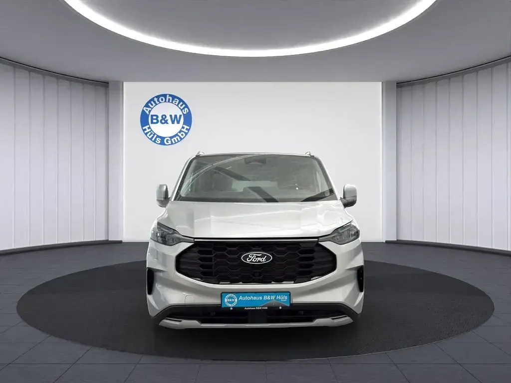 Gebraucht Ford Tourneo Active 170 PS (125 kW) 2025 Polarsilber metallic Van / Kleinbus