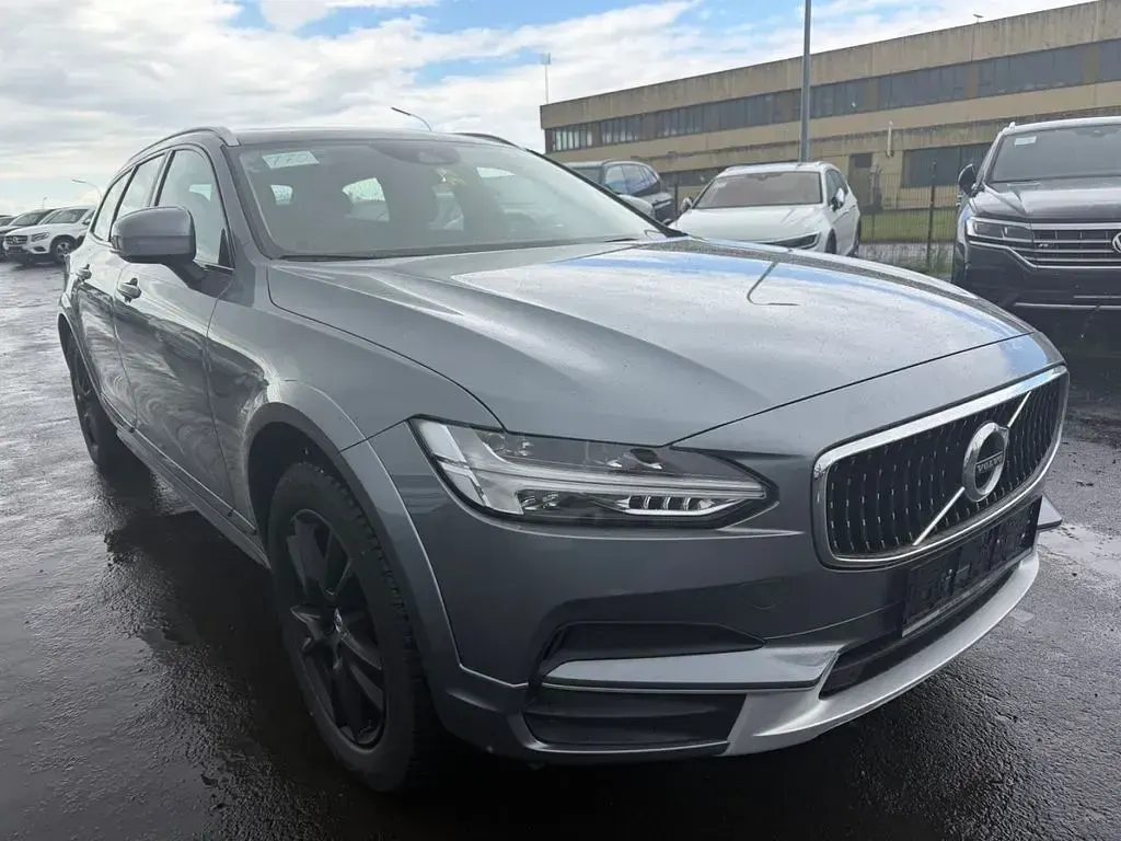 Gebraucht Volvo V90 CC 190 PS (139 kW) 2018 Grau Kombi