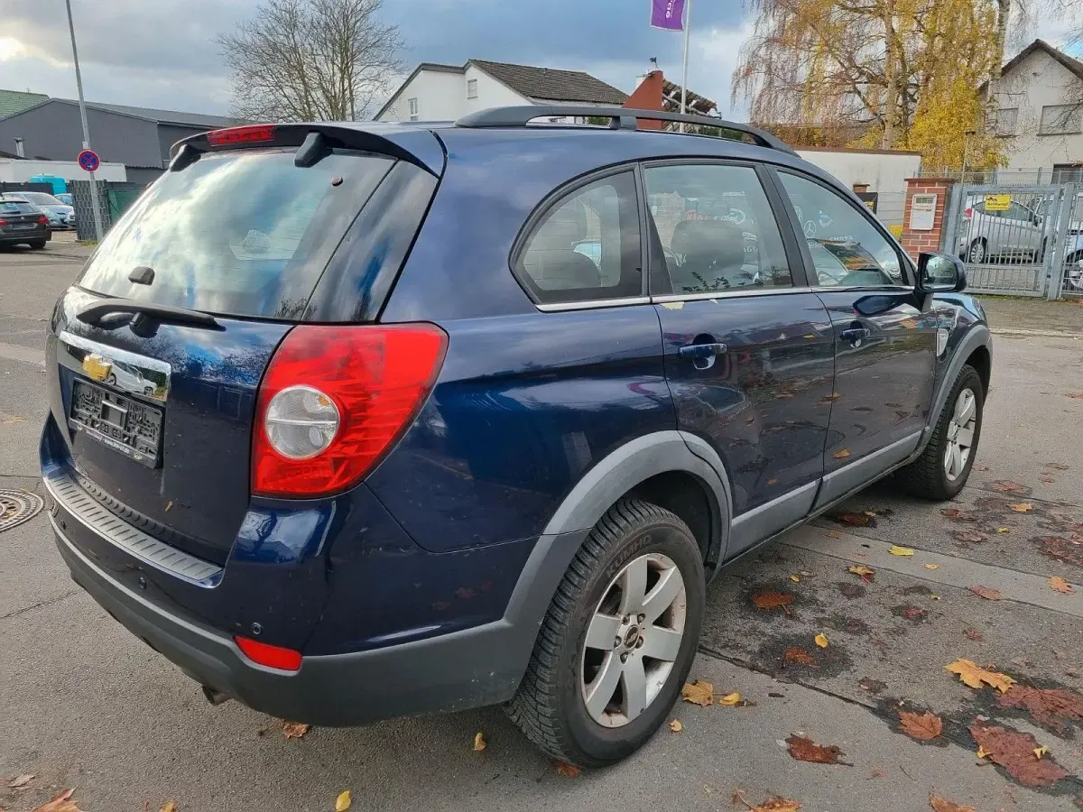 Gebraucht Chevrolet Captiva LS 136 PS (100 kW) 2008 Blau SUV