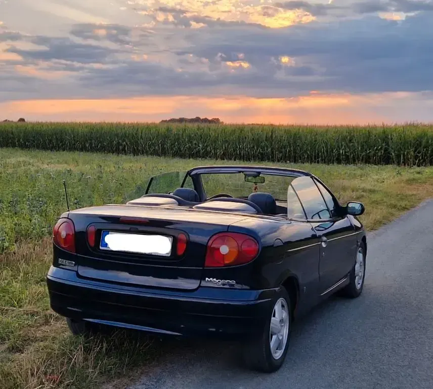 Gebraucht Renault Mégane Cabriolet 107 PS (78 kW) 2000 Blau Cabrio