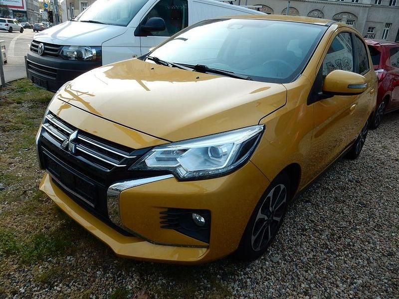 Second-hand Mitsubishi Space Star Top 80 CP (58 kW) 2000 Galben Monovolum