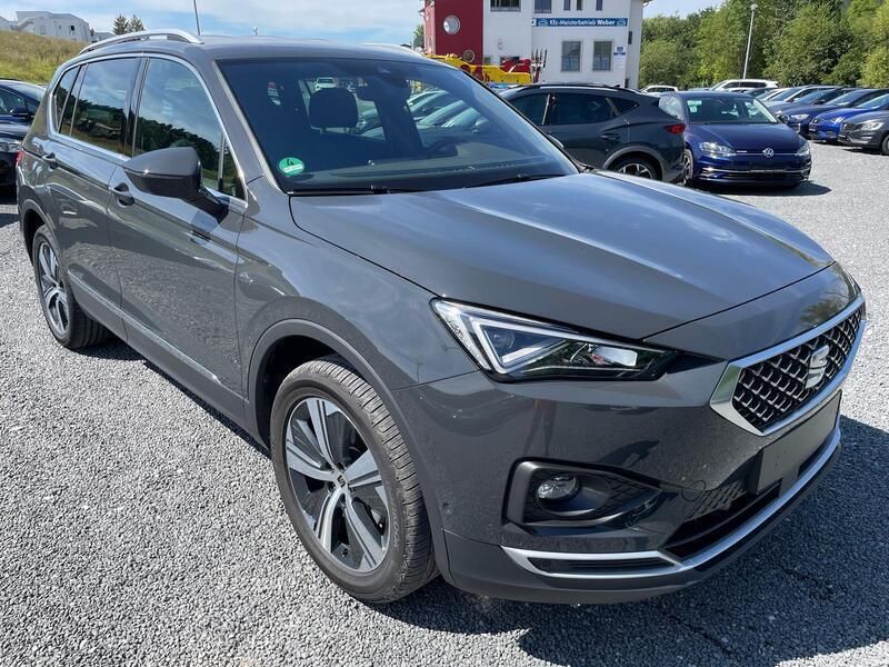 Grau Gebraucht 2022 Seat Tarraco Xperience SUV | 39.490 € (Teuer) - Bild 1/4