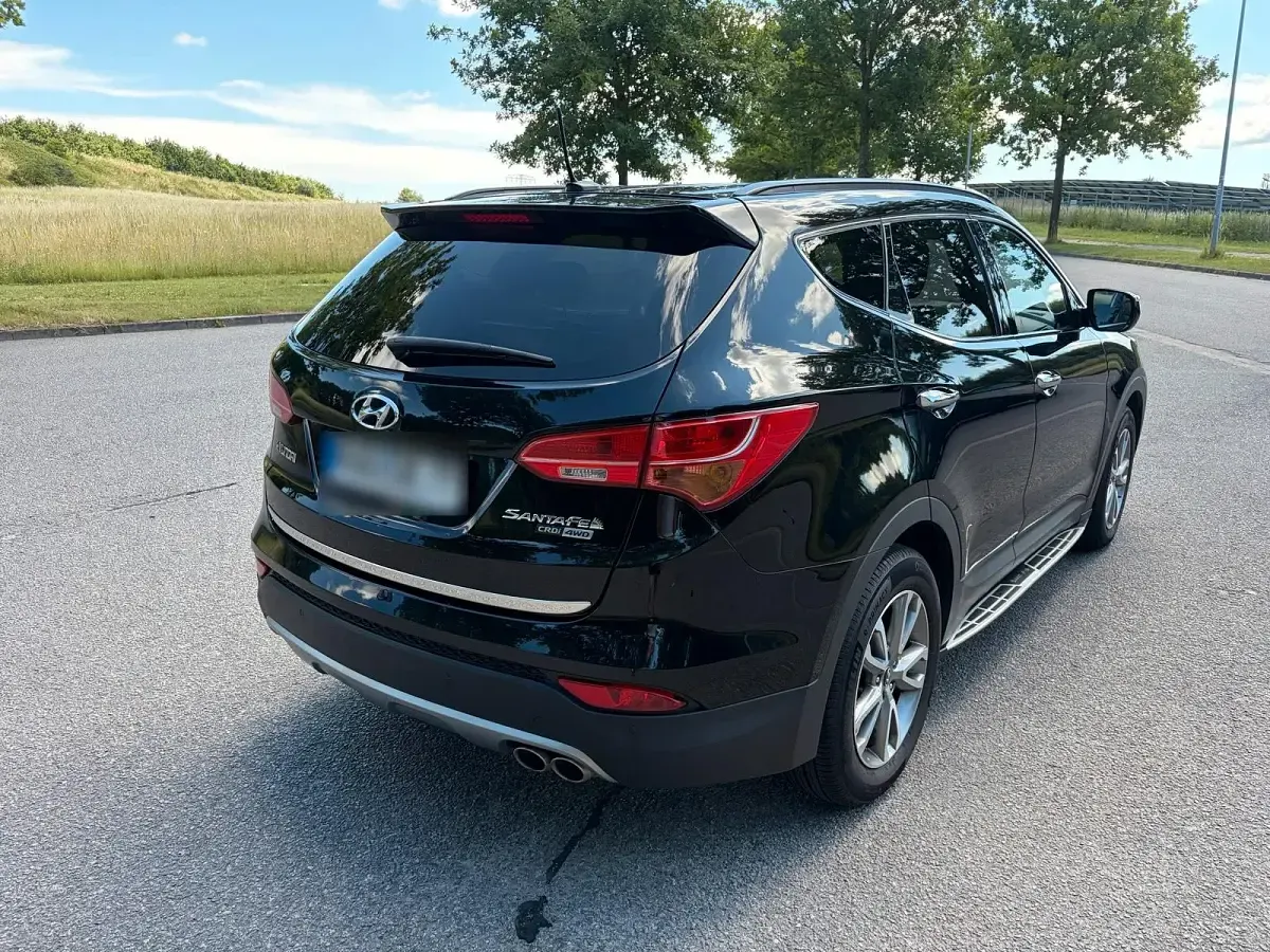Gebraucht Hyundai Santa Fe 197 PS (144 kW) 2013 Schwarz SUV