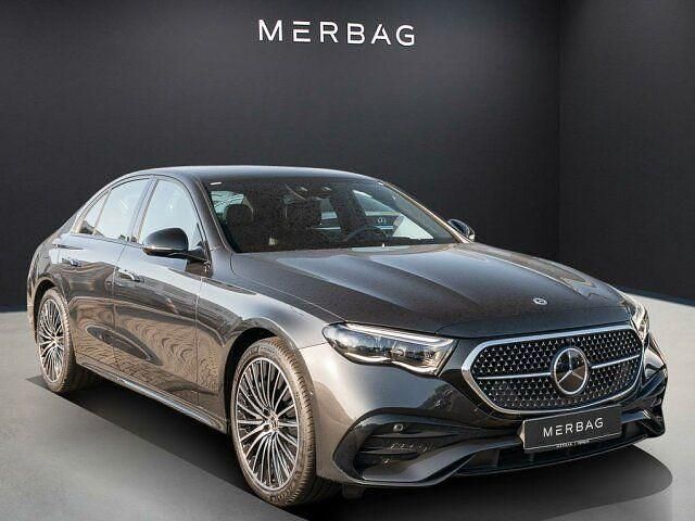 Gebraucht Mercedes E300 AMG 313 PS (230 kW) 2024 Lack graphitgrau Limousine