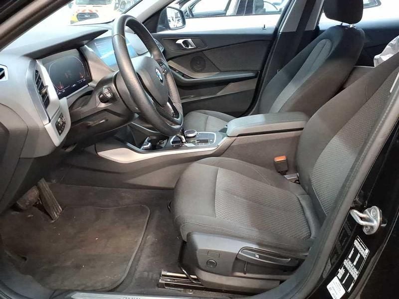 Gebraucht BMW 116 Advantage 116 PS (85 kW) 2022 Schwarz uni Kleinwagen