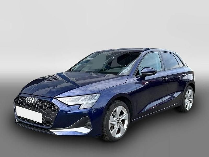 Gebraucht Audi A3 Advanced Plus 116 PS (85 kW) 2025 Blau Limousine
