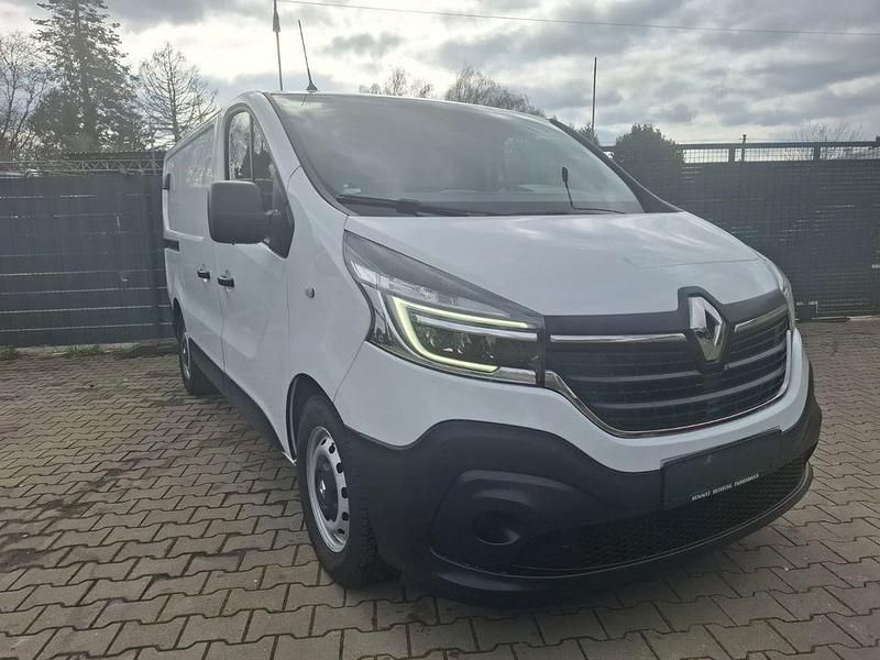 Gebraucht Renault Trafic Komfort 95 PS (69 kW) 2020 Weiß Van / Kleinbus