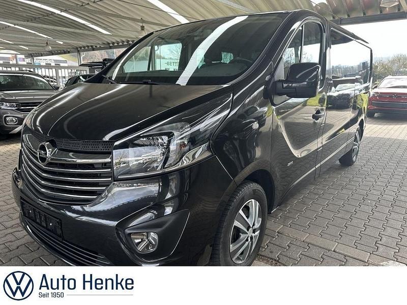 Gebraucht Opel Vivaro 145 PS (106 kW) 2016 Mitternacht schwarz mi2 Van / Kleinbus