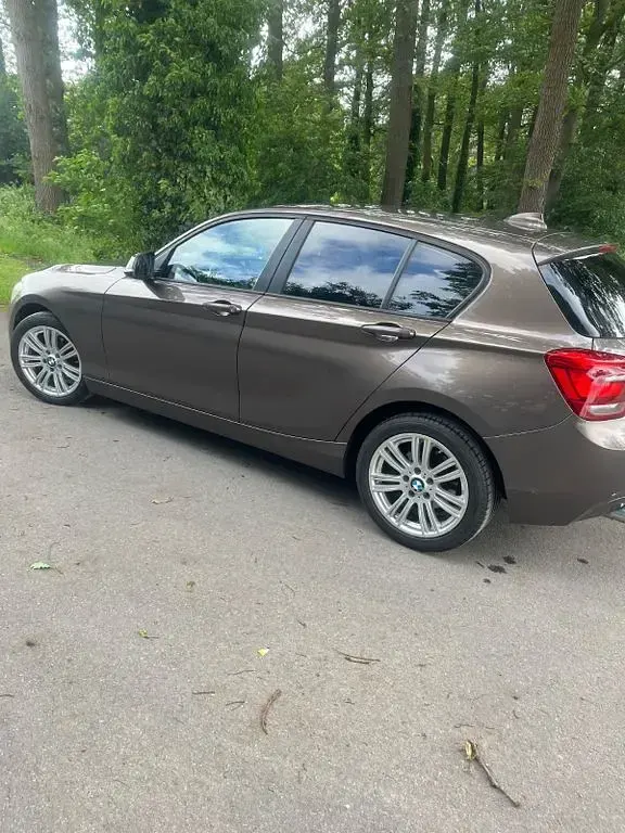 Gebraucht BMW 116 Efficient Dynamics 116 PS (85 kW) 2014 Braun Kleinwagen