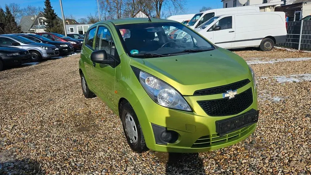 Gebraucht Chevrolet Spark 68 PS (50 kW) 2011 Grün Kleinwagen