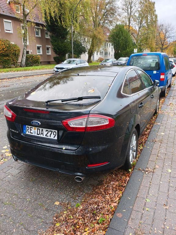 Schwarz Gebraucht 2011 Ford Mondeo Titanium S Limousine | 5.900 € (Fairer Preis) - Bild 1/4