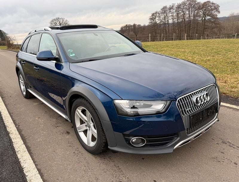 Gebraucht Audi A4 Allroad S-Line 220 PS (161 kW) 2015 Blau Kombi