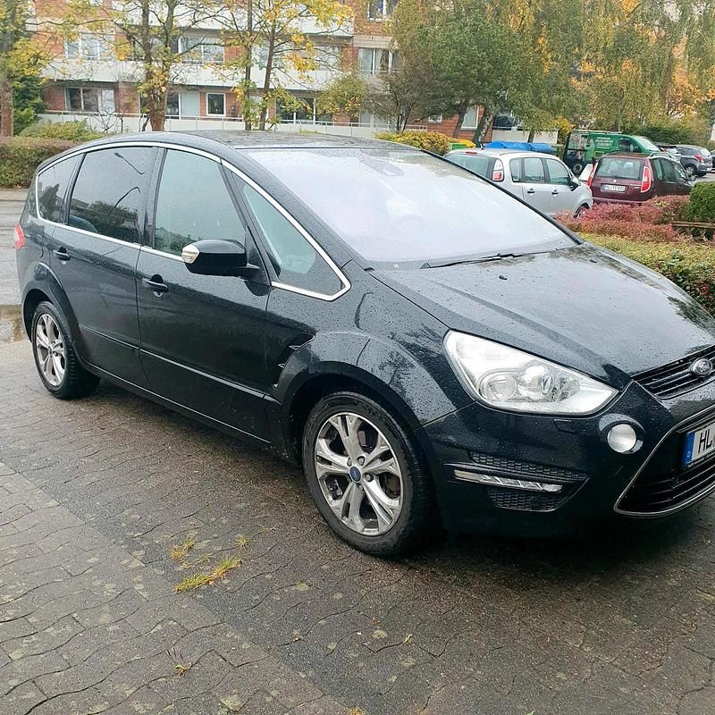 Gebraucht Ford S-MAX S 163 PS (119 kW) 2014 Schwarz Van / Kleinbus